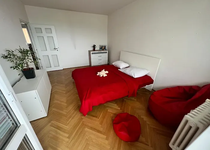 V Centru - * Karlovy Vary
